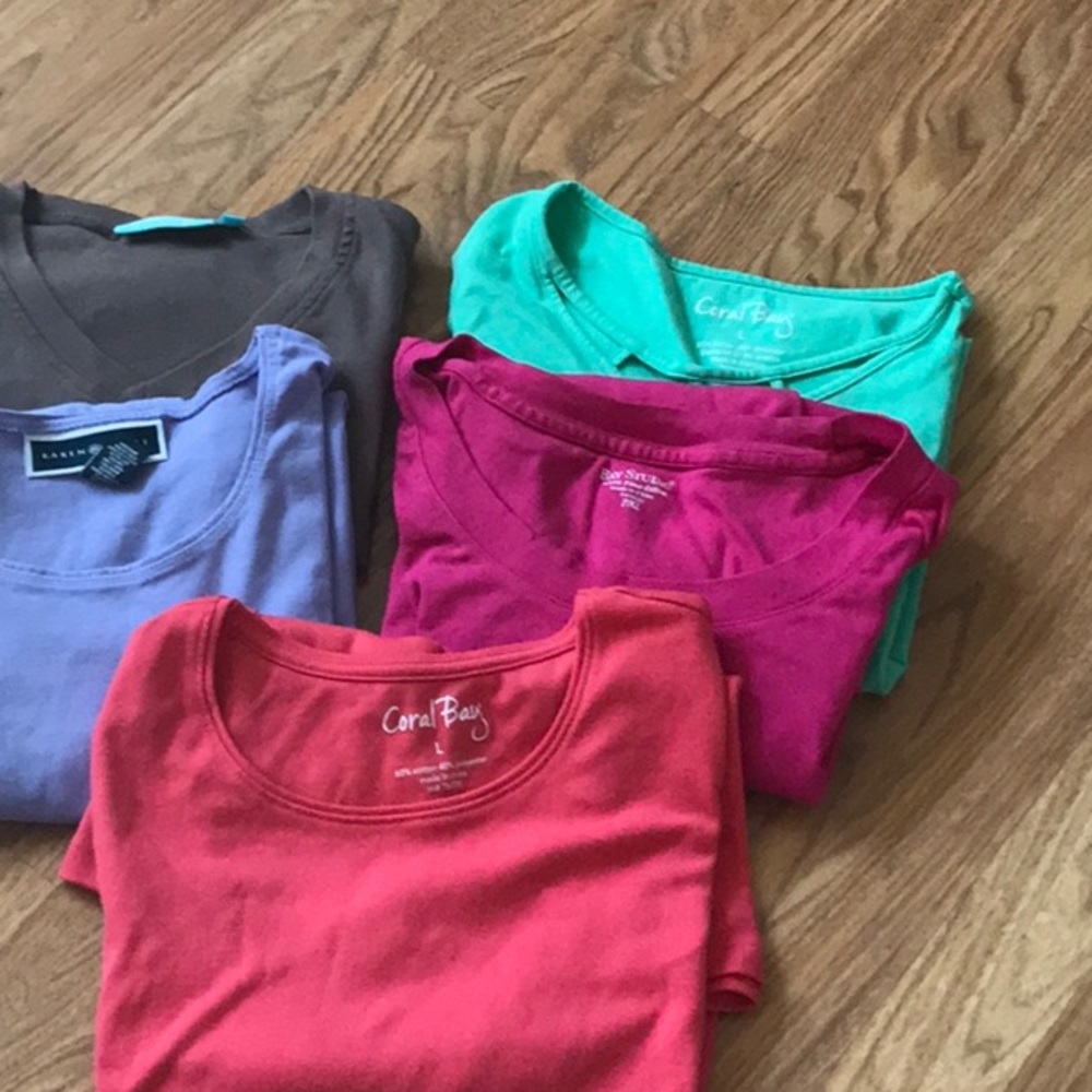 5 short sleeve Jerseys,  L and XL